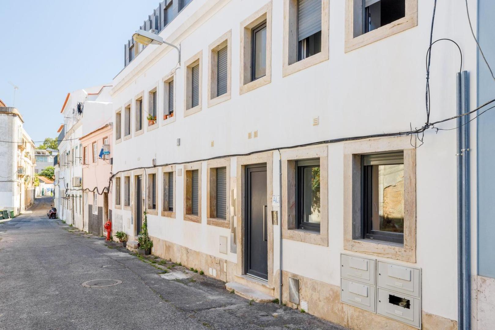 Guestready - Minimalist Studio In Downtown Lisbon Apartment ภายนอก รูปภาพ